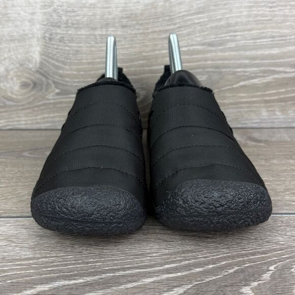Keen Howser II Women’s Sz 7.5 Black Quilted Faux Fur Lined Warm Slip On Boots - Picture 2 of 11